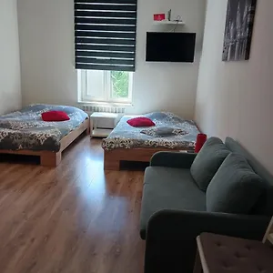 Appartamento Marco 3 Przy Dworcu-stare Miasto-super Wi Fi, Cracovia